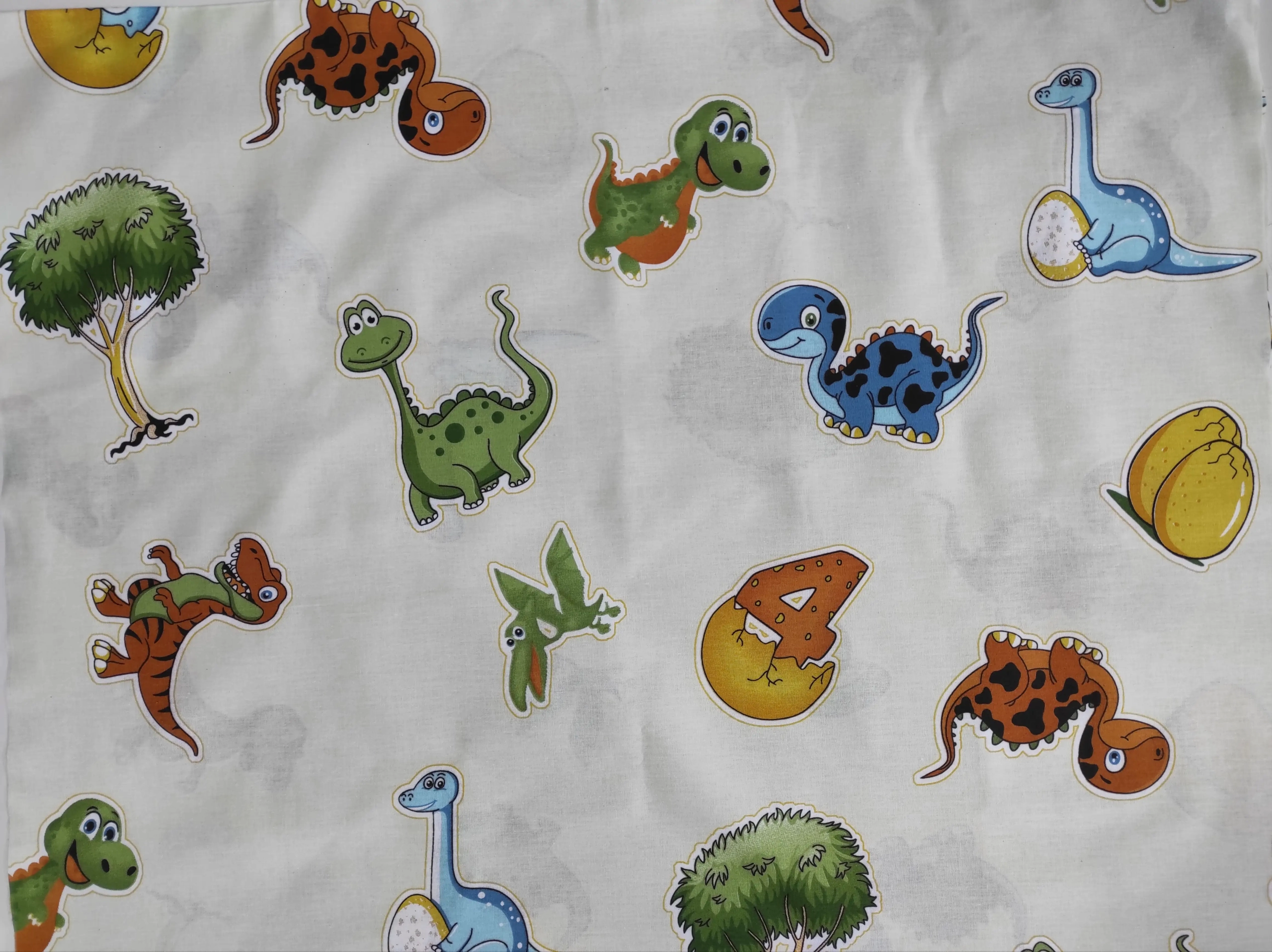 Pamučno platno - dezen dinosaurusi